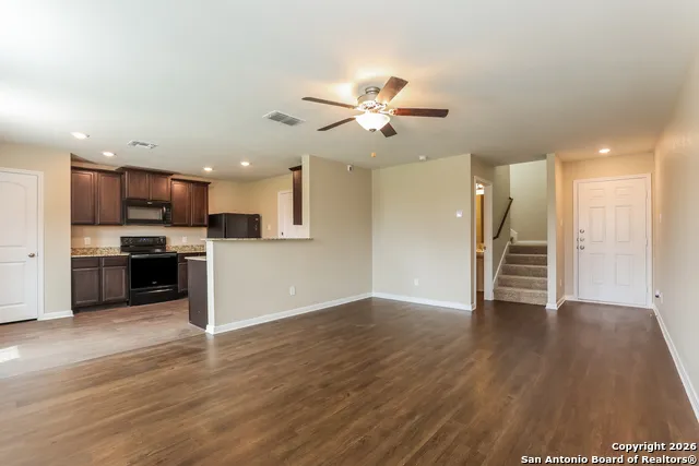 7213 Romaire San Antonio, TX 78252