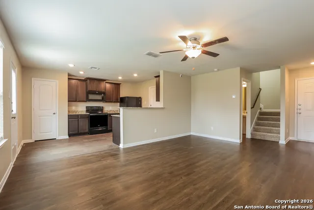 7213 Romaire San Antonio, TX 78252