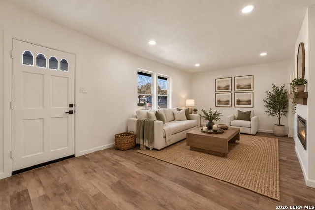 254 KATE SCHENCK AVE San Antonio, TX 78223