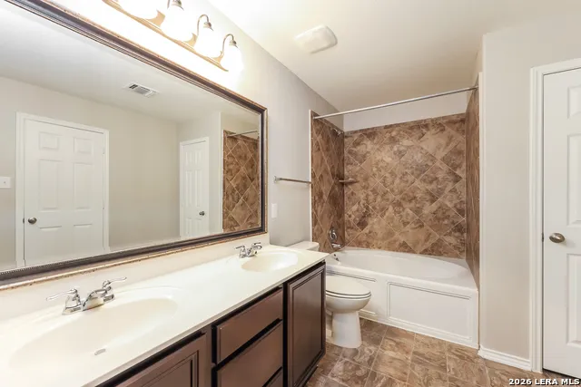2625 Green Leaf Way San Antonio, TX 78244