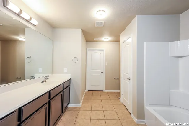 12266 Fish Hook San Antonio, TX 78252