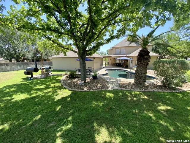 256 Las Brisas Seguin, TX 78155