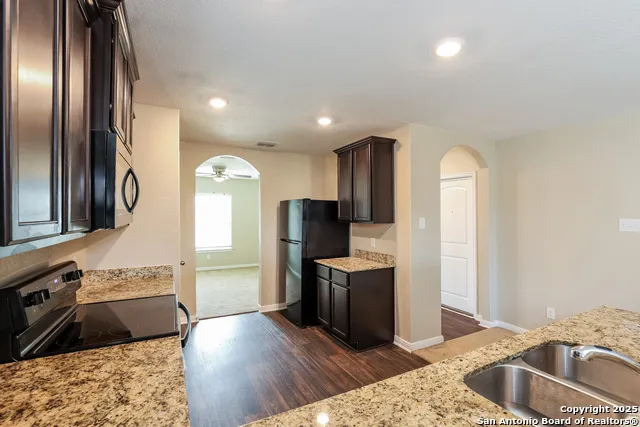 3215 Rosalind Way San Antonio, TX 78222
