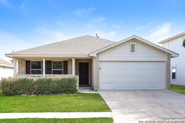 8534 Snakeweed Converse, TX 78109