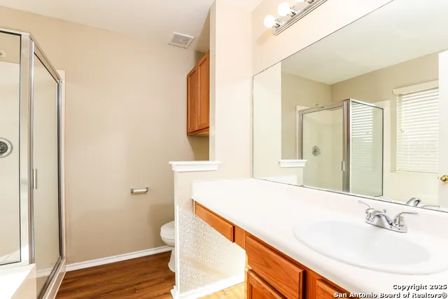 8534 Snakeweed Converse, TX 78109