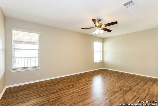 8534 Snakeweed Converse, TX 78109