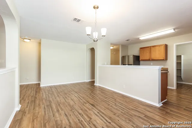 8534 Snakeweed Converse, TX 78109
