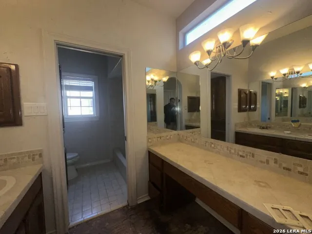 6823 Brave Way San Antonio, TX 78256