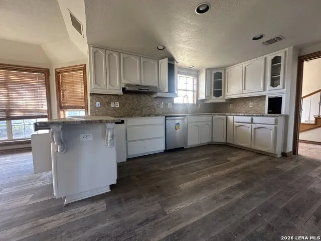 6823 Brave Way San Antonio, TX 78256