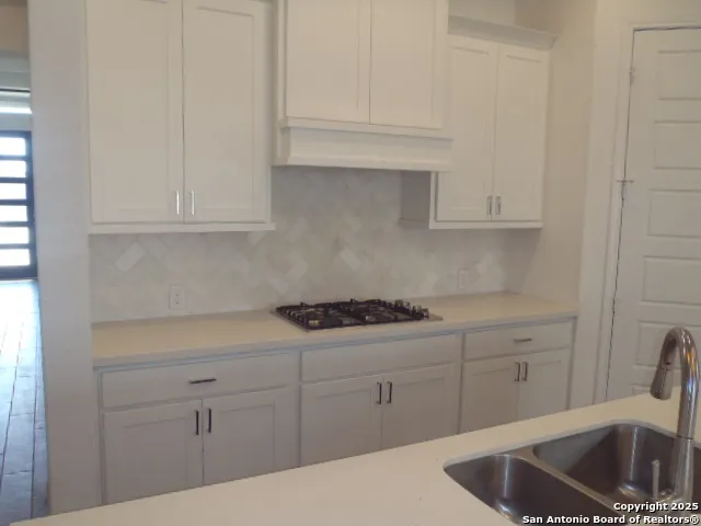 1948 Highland Seguin, TX 78155