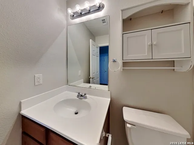 419 Cardinal Way San Antonio, TX 78253