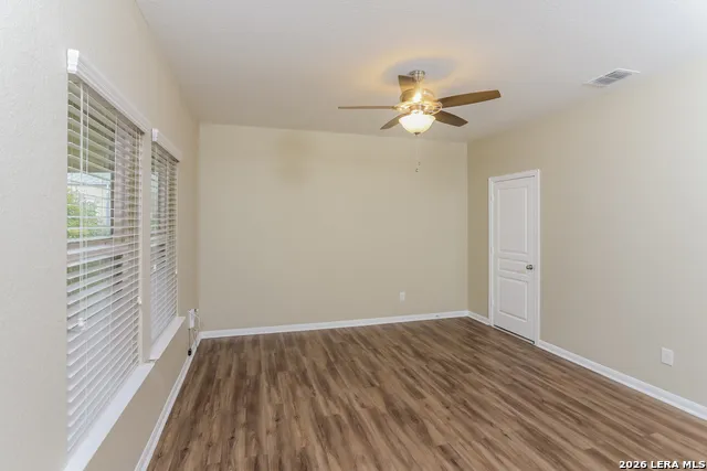 9927 BELMORE CV San Antonio, TX 78245