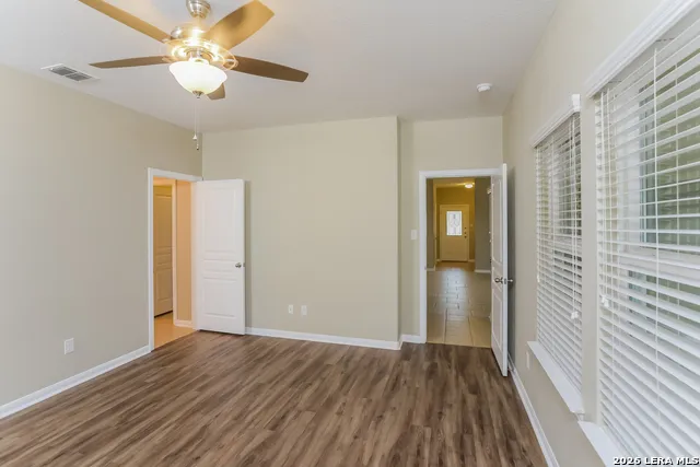 9927 BELMORE CV San Antonio, TX 78245