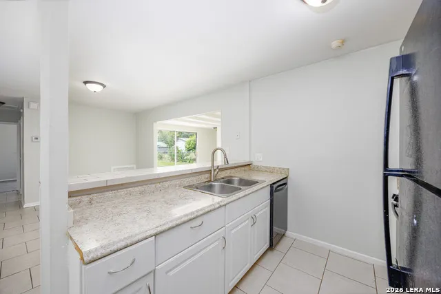 4442 SUMMER SUN LN San Antonio, TX 78217