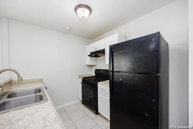 4442 SUMMER SUN LN San Antonio, TX 78217