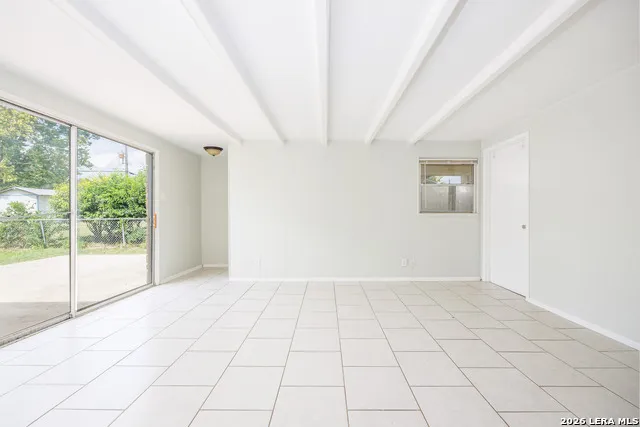 4442 SUMMER SUN LN San Antonio, TX 78217