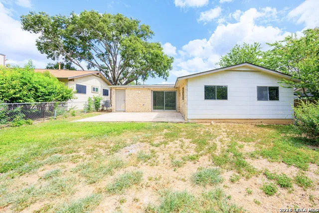4442 SUMMER SUN LN San Antonio, TX 78217