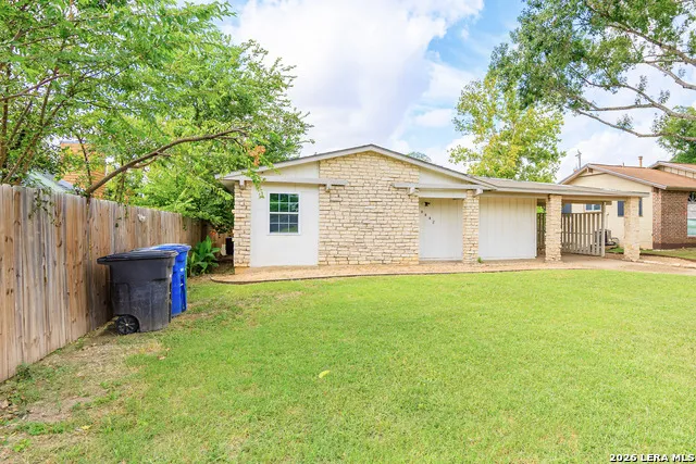 4442 SUMMER SUN LN San Antonio, TX 78217