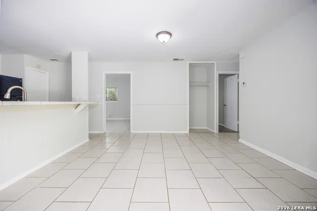 4442 SUMMER SUN LN San Antonio, TX 78217