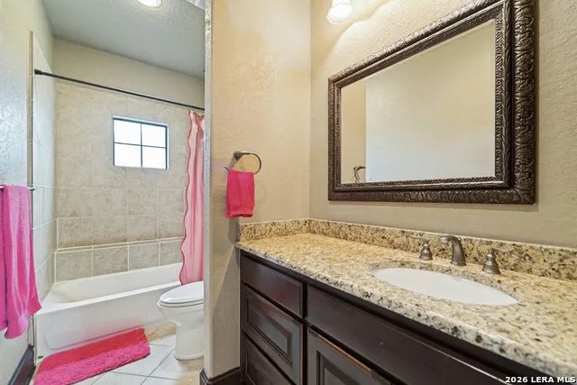 7938 Colonial Woods Boerne, TX 78015