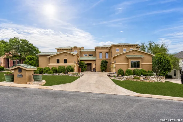 7938 Colonial Woods Boerne, TX 78015