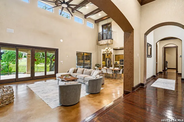 7938 Colonial Woods Boerne, TX 78015