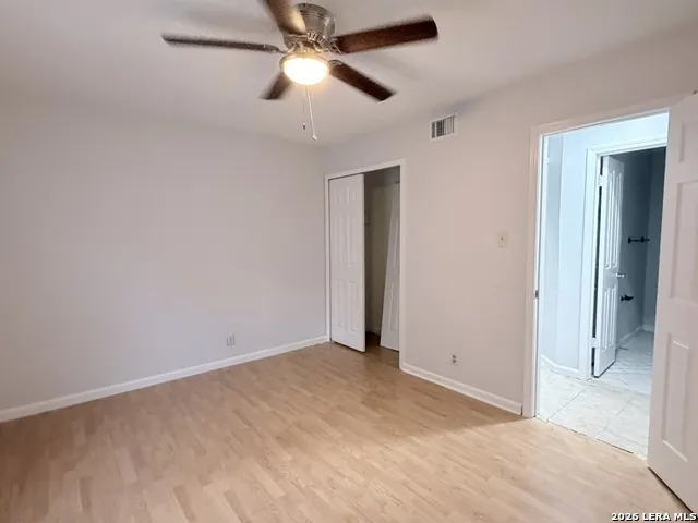5758 SPRING MOON ST San Antonio, TX 78247