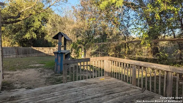 5758 SPRING MOON ST San Antonio, TX 78247