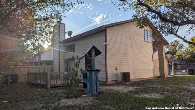 5758 SPRING MOON ST San Antonio, TX 78247