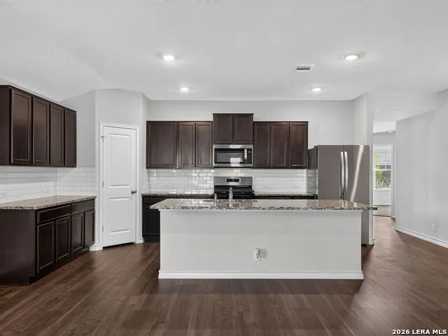 723 Overlook Rdg Cibolo, TX 78108