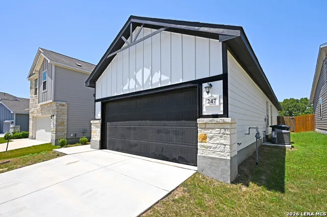 247 KINSLEY WAY New Braunfels, TX 78130