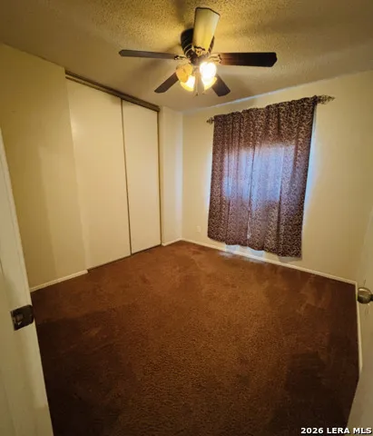9334 VALLEY RDG San Antonio, TX 78250