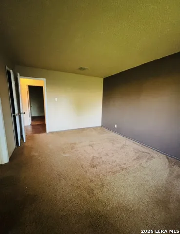 9334 VALLEY RDG San Antonio, TX 78250