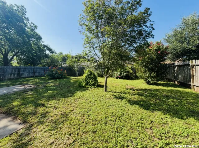 9334 VALLEY RDG San Antonio, TX 78250