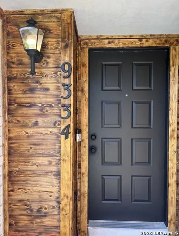 9334 VALLEY RDG San Antonio, TX 78250