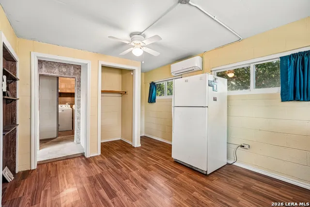 1206 W VILLARET BLVD San Antonio, TX 78224