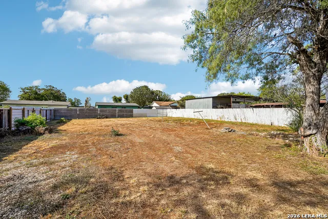 1206 W VILLARET BLVD San Antonio, TX 78224
