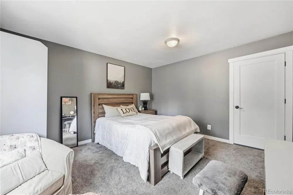 5130 Neeper Valley Road Manitou Springs, CO 80829
