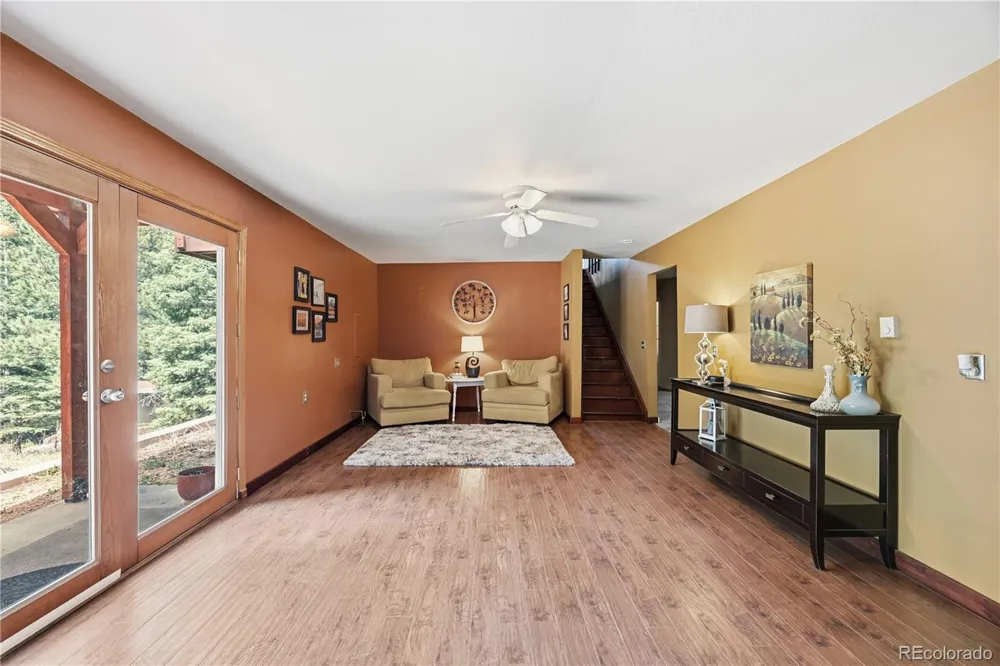 5130 Neeper Valley Road Manitou Springs, CO 80829