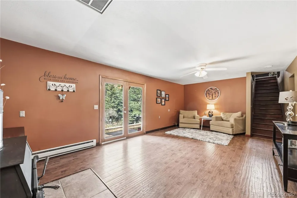 5130 Neeper Valley Road Manitou Springs, CO 80829