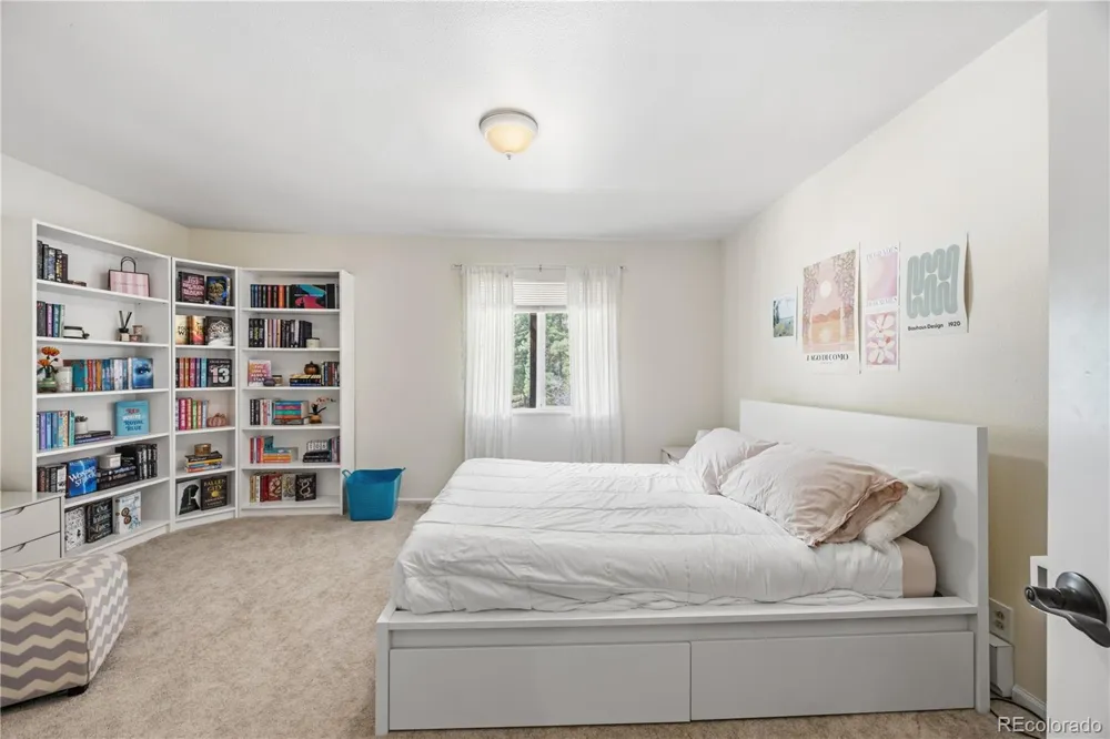 5130 Neeper Valley Road Manitou Springs, CO 80829