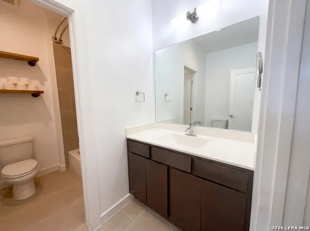 330 Clay #UNIT 8 San Antonio, TX 78204
