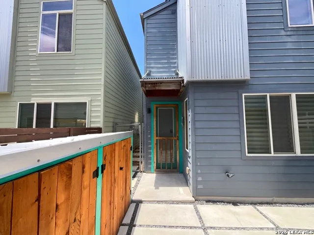 330 Clay #UNIT 8 San Antonio, TX 78204