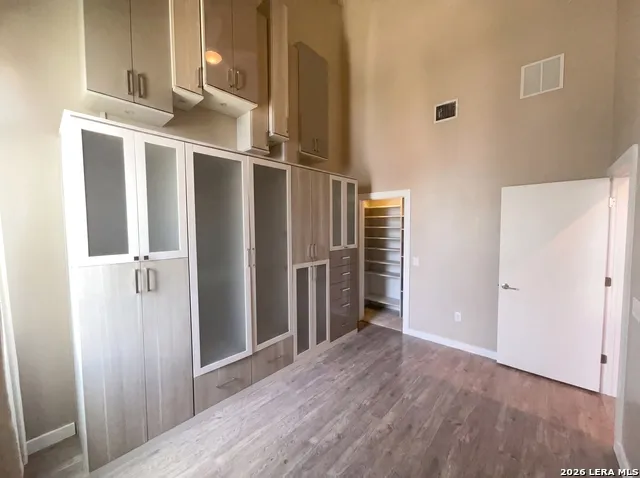 330 Clay #UNIT 8 San Antonio, TX 78204