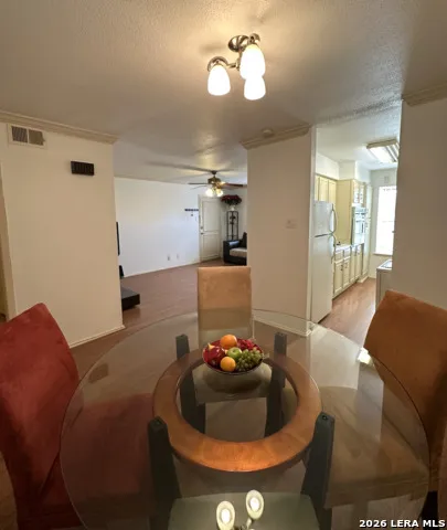 7834 Broadway #304 San Antonio, TX 78209