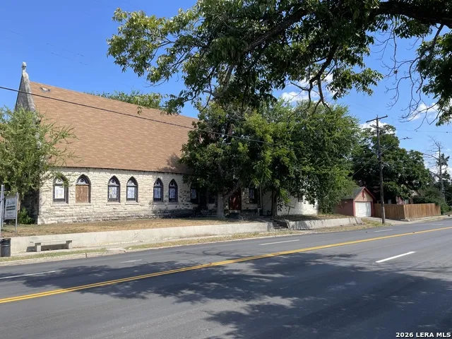 1502 McKinley Ave San Antonio, TX 78210