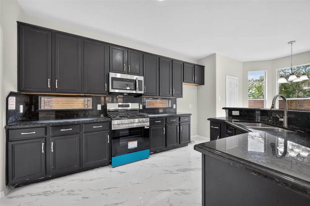 12039 Sweet Hall Lane Houston, TX 77067
