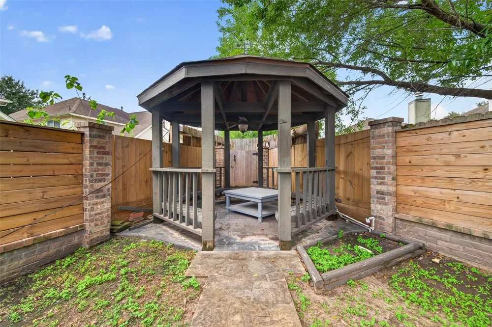 12039 Sweet Hall Lane Houston, TX 77067