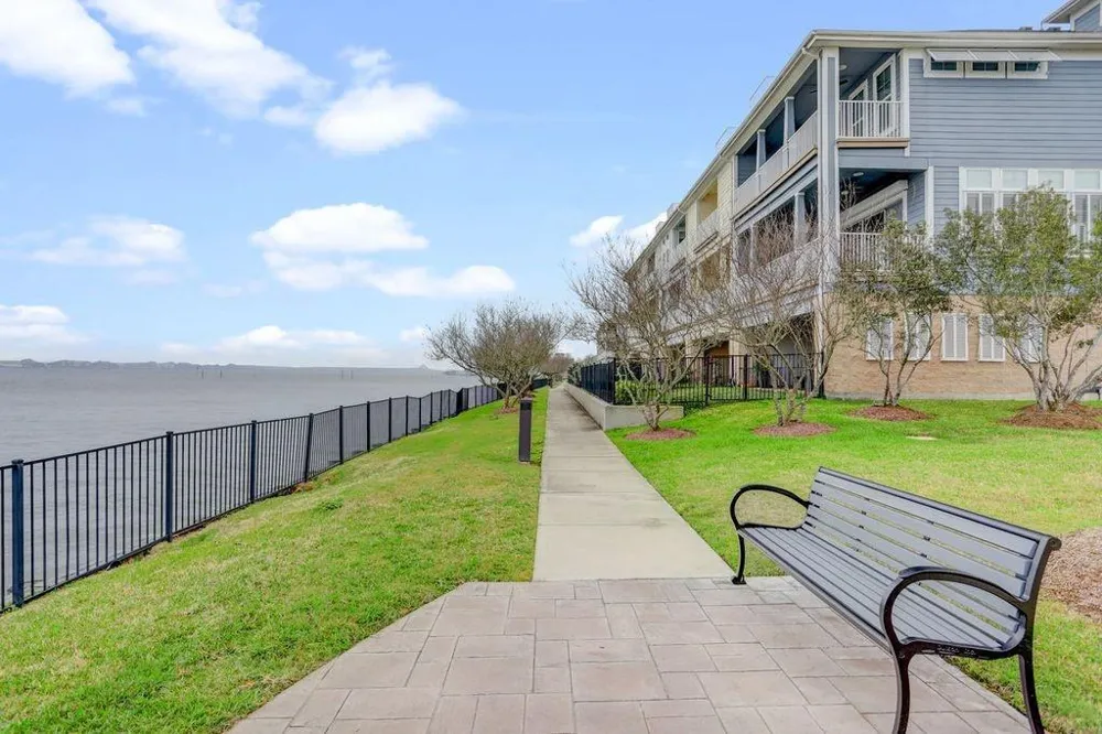 2714 Veranda Falls League City, TX 77573