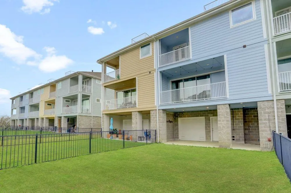 2714 Veranda Falls League City, TX 77573
